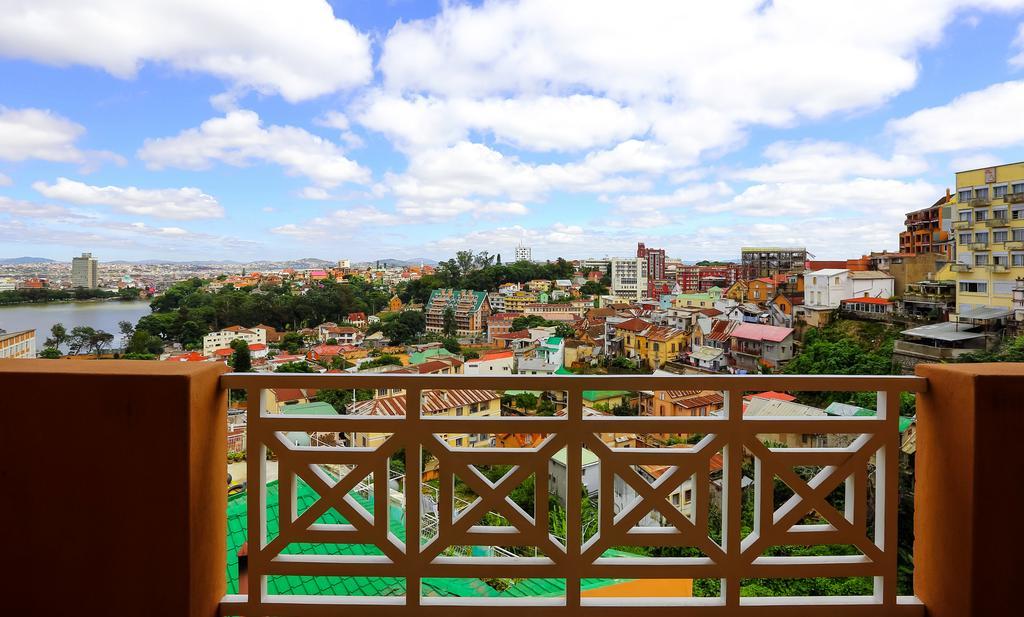 Le Lotus Bleu Hotel Antananarivo Room photo