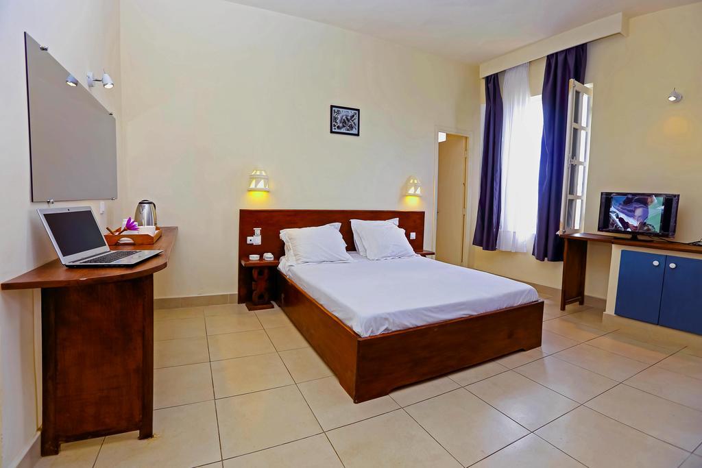 Le Lotus Bleu Hotel Antananarivo Room photo