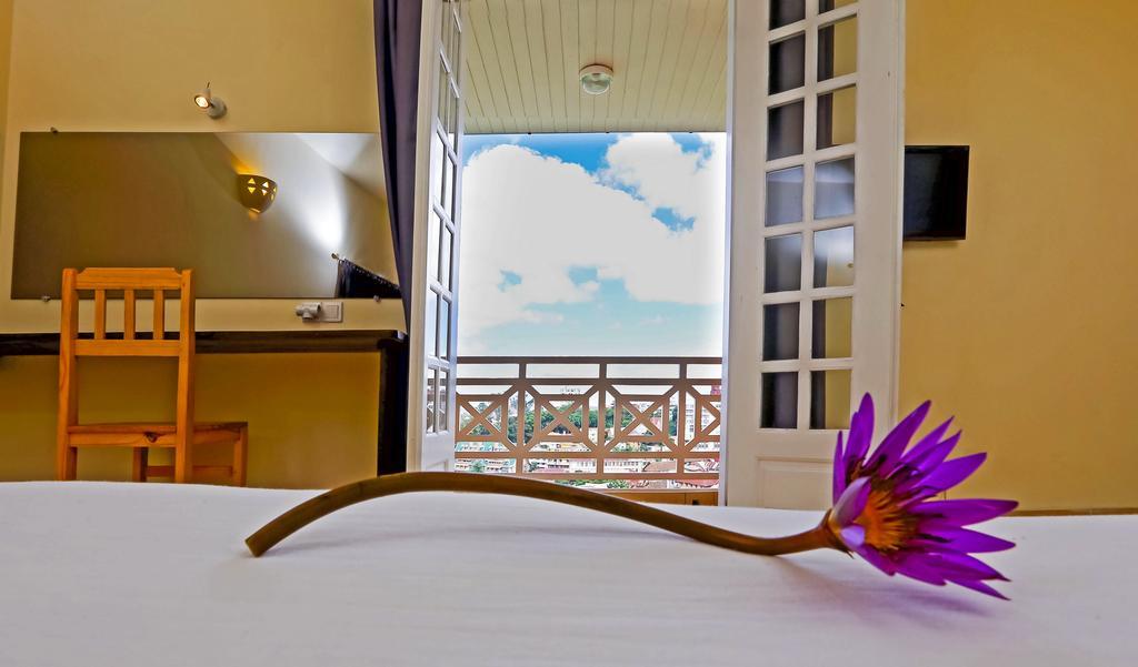 Le Lotus Bleu Hotel Antananarivo Room photo