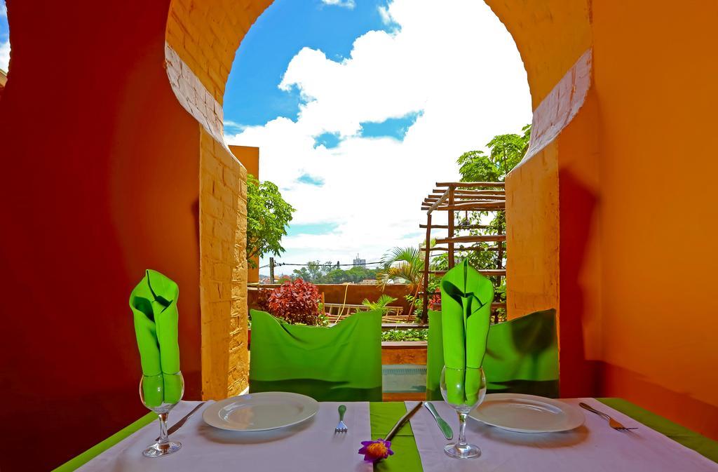 Le Lotus Bleu Hotel Antananarivo Exterior photo