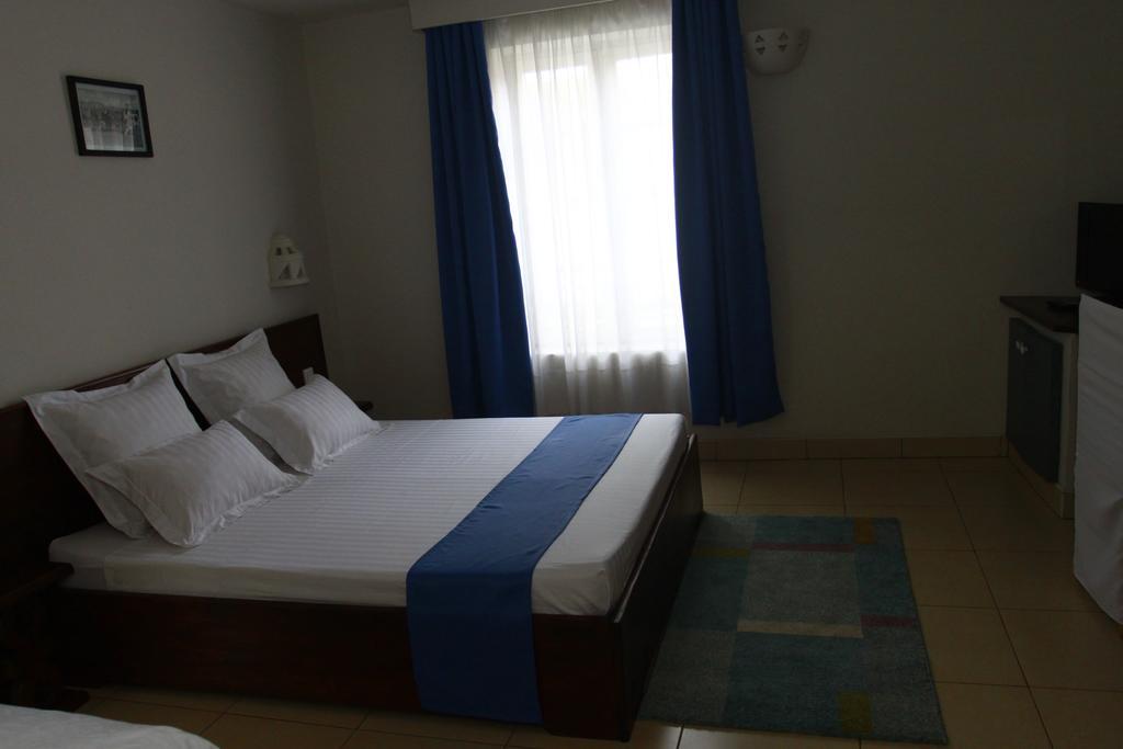 Le Lotus Bleu Hotel Antananarivo Exterior photo