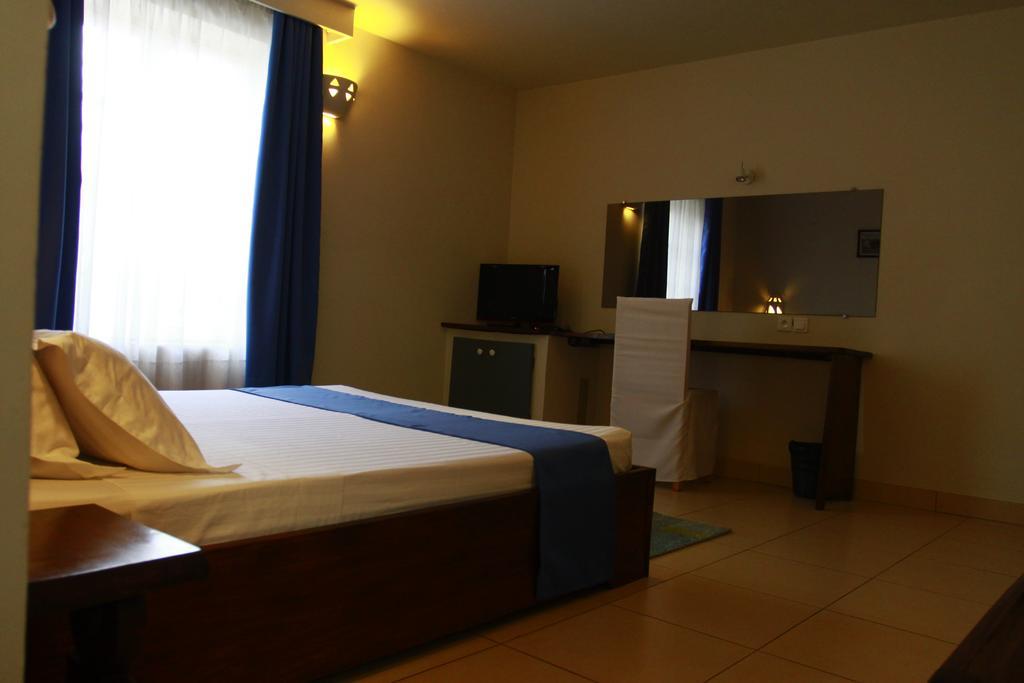 Le Lotus Bleu Hotel Antananarivo Exterior photo