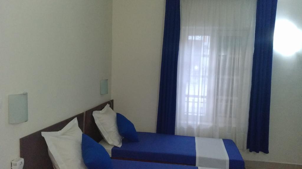 Le Lotus Bleu Hotel Antananarivo Exterior photo